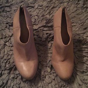 Vince Camuto butter Leather Nude grey color bootie